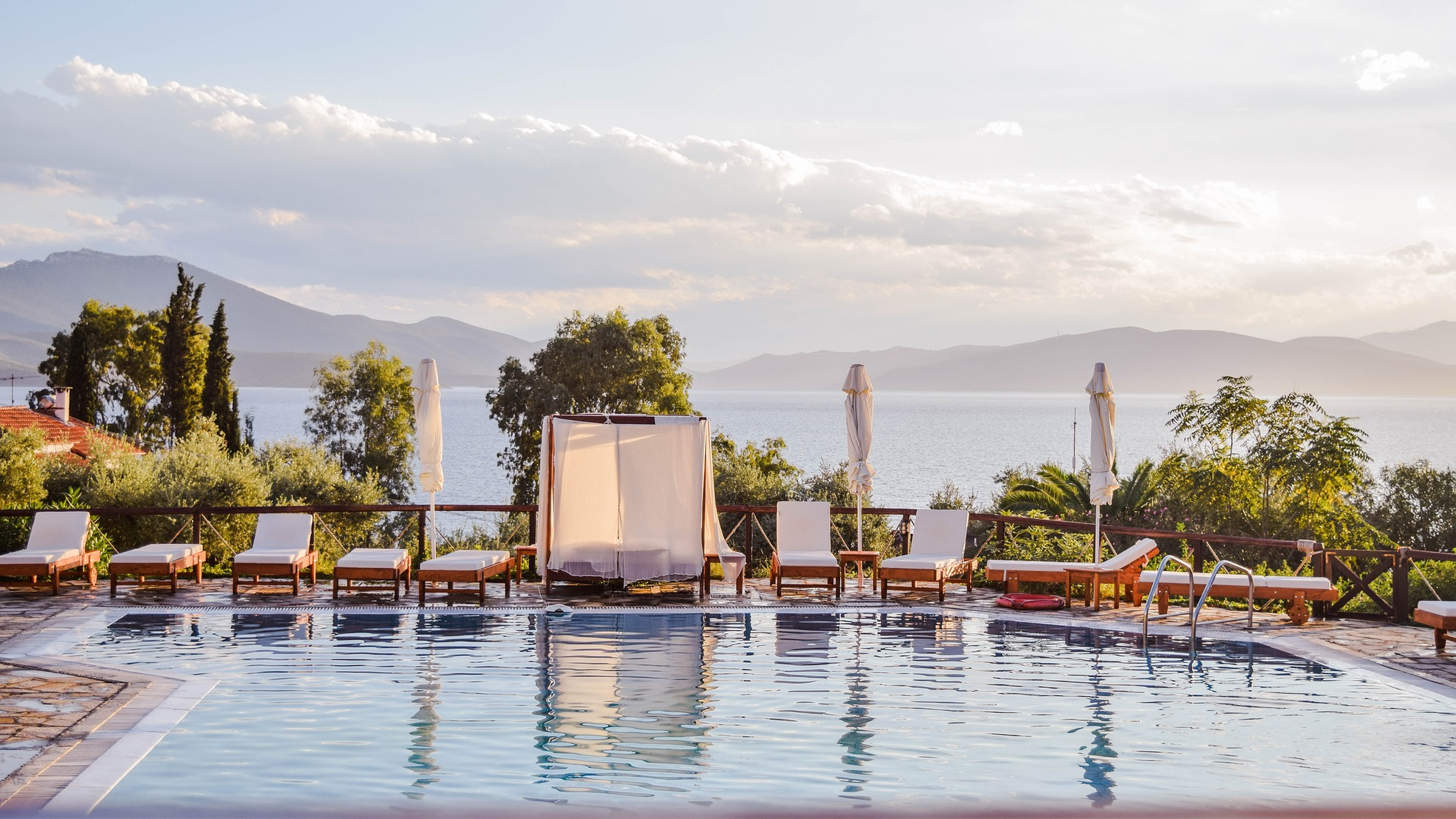 코사무이 리츠칼튼, 실라바디
리조트 프로모션